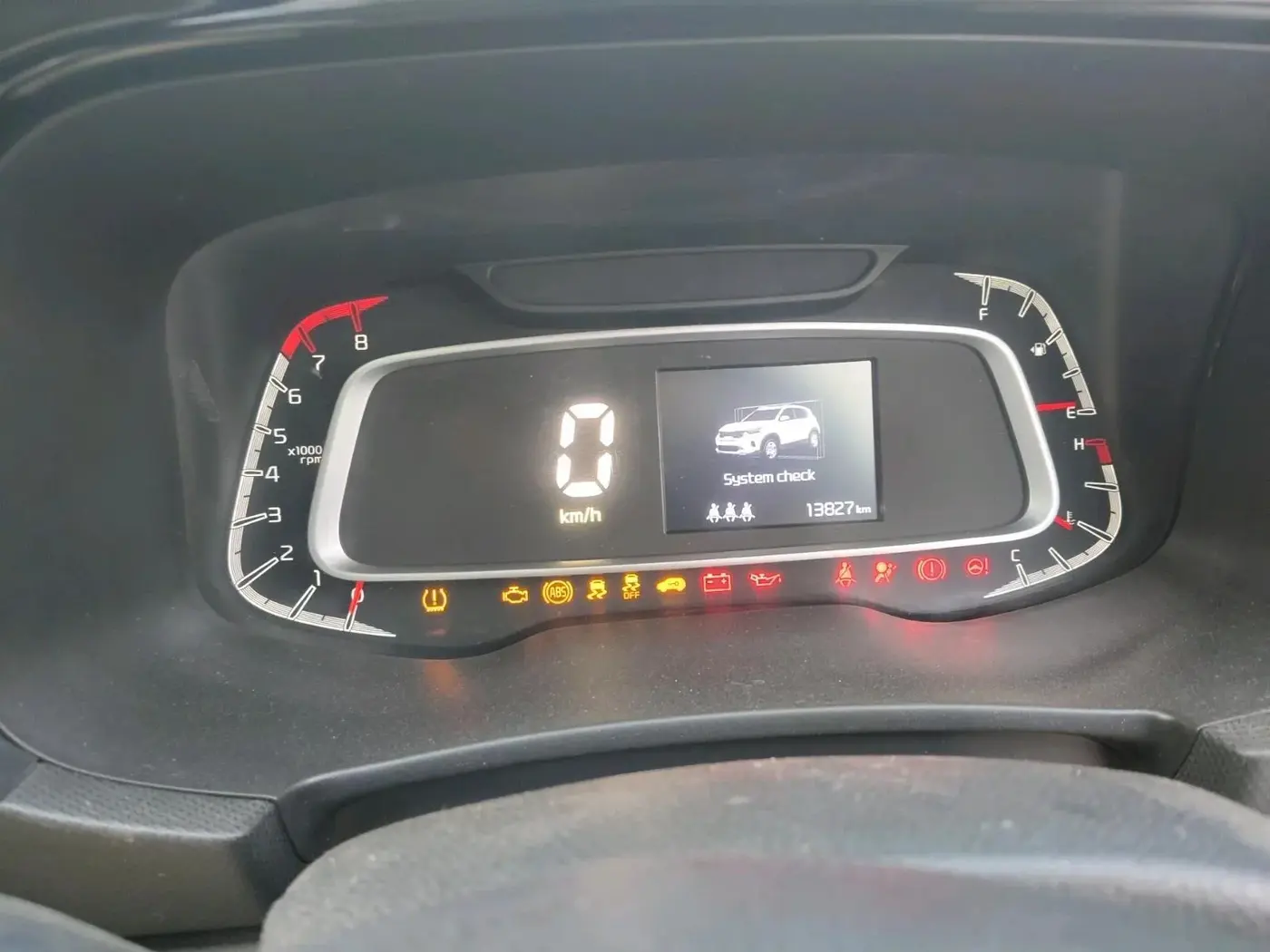 2023 KIA SONET HTK PLUS 1.0 IMT, Petrol, Manual, 13,827 km, interior