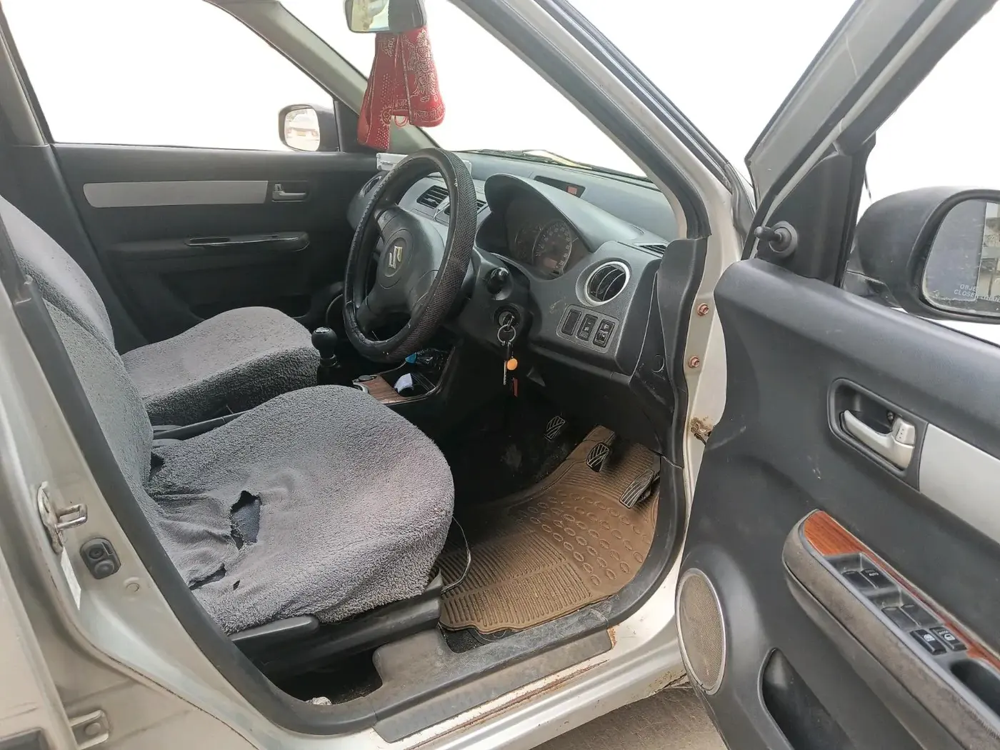 2011 Maruti Swift VDI, Diesel, Manual, 1,68,458 km, interior