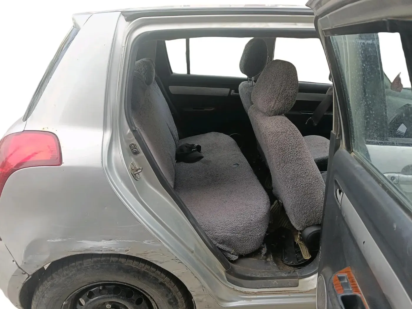 2011 Maruti Swift VDI, Diesel, Manual, 1,68,458 km, interior