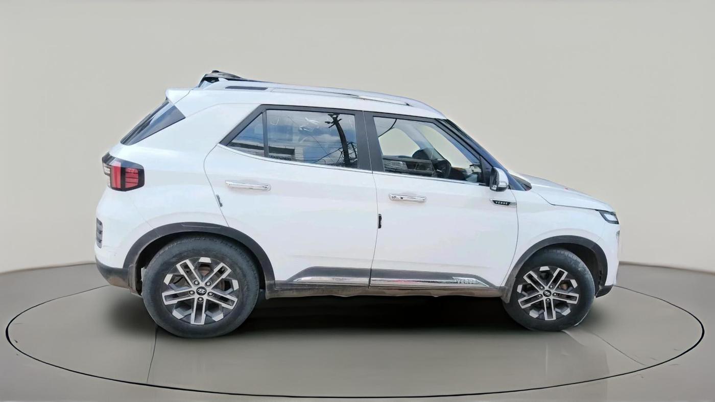 2022 Hyundai VENUE SX 1.2 PETROL, Petrol, Manual, 52,151 km, exterior