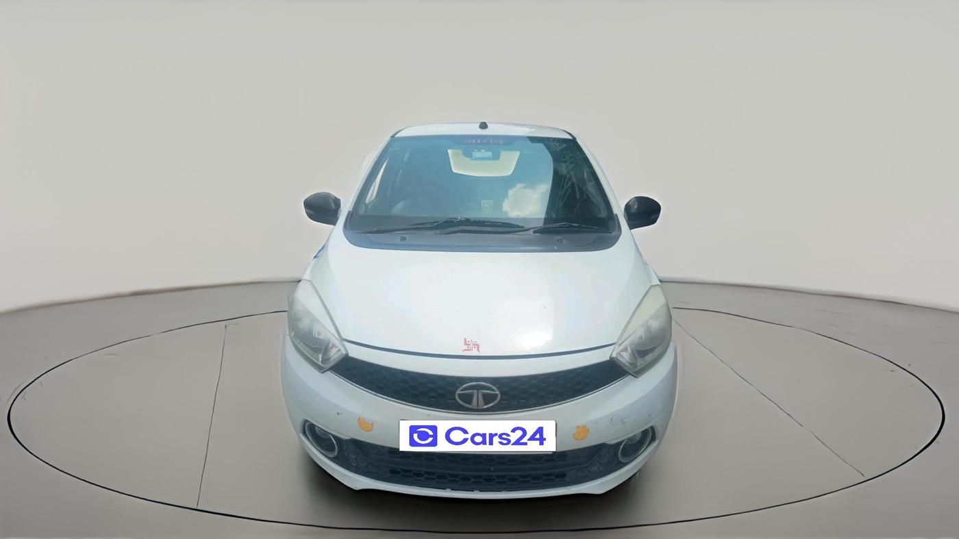 2018 Tata Tiago XZ PETROL, Petrol, Manual, 1,46,087 km, exterior