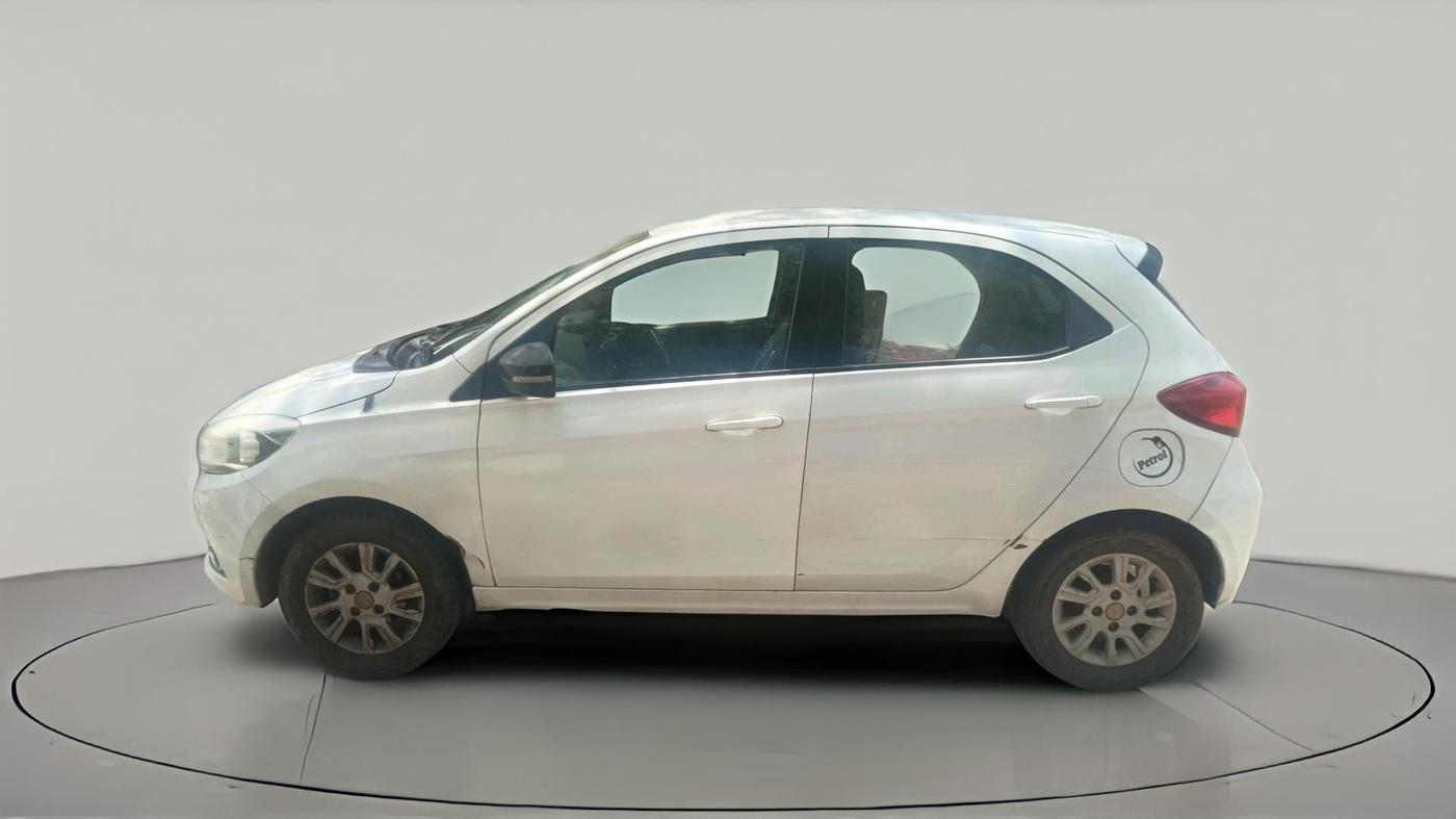 2018 Tata Tiago XZ PETROL, Petrol, Manual, 1,46,087 km, exterior
