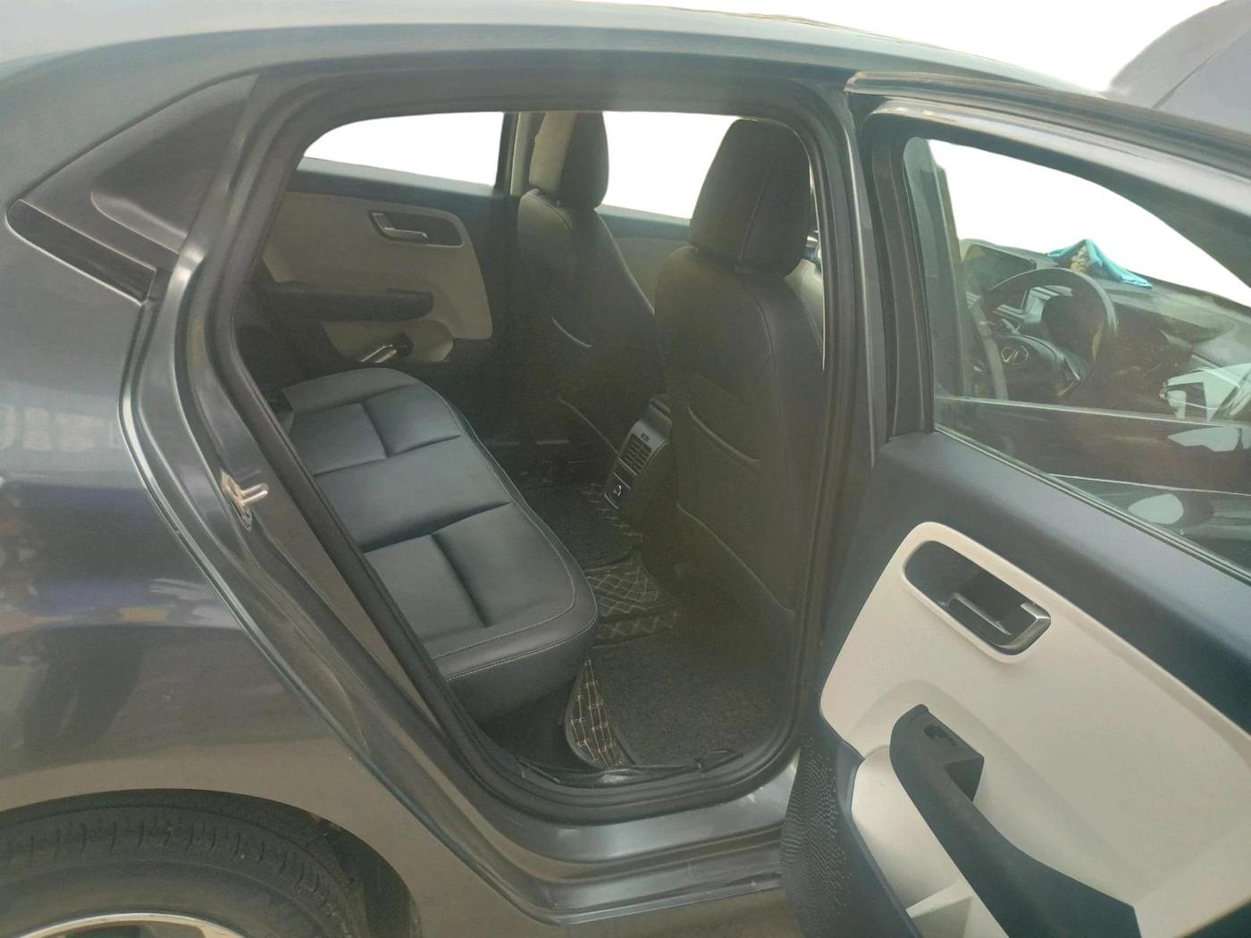 2023 Tata ALTROZ XZ PLUS PETROL, Petrol, Manual, 20,130 km, interior