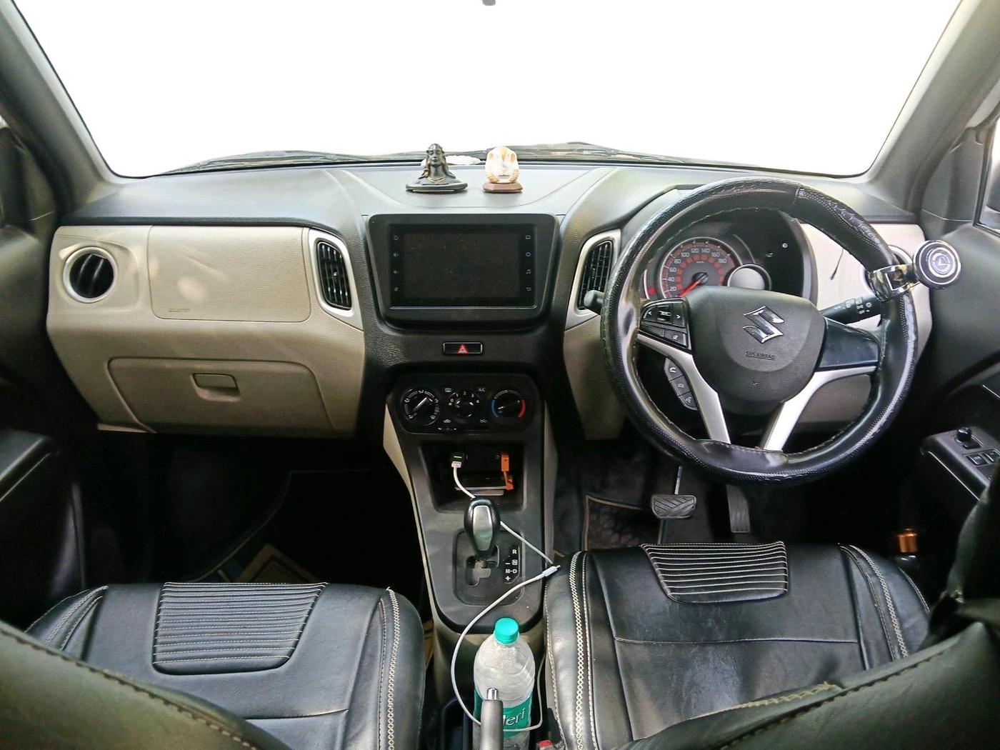 2019 Maruti New Wagon-R ZXI 1.2 AMT, CNG, Automatic, 36,342 km, interior