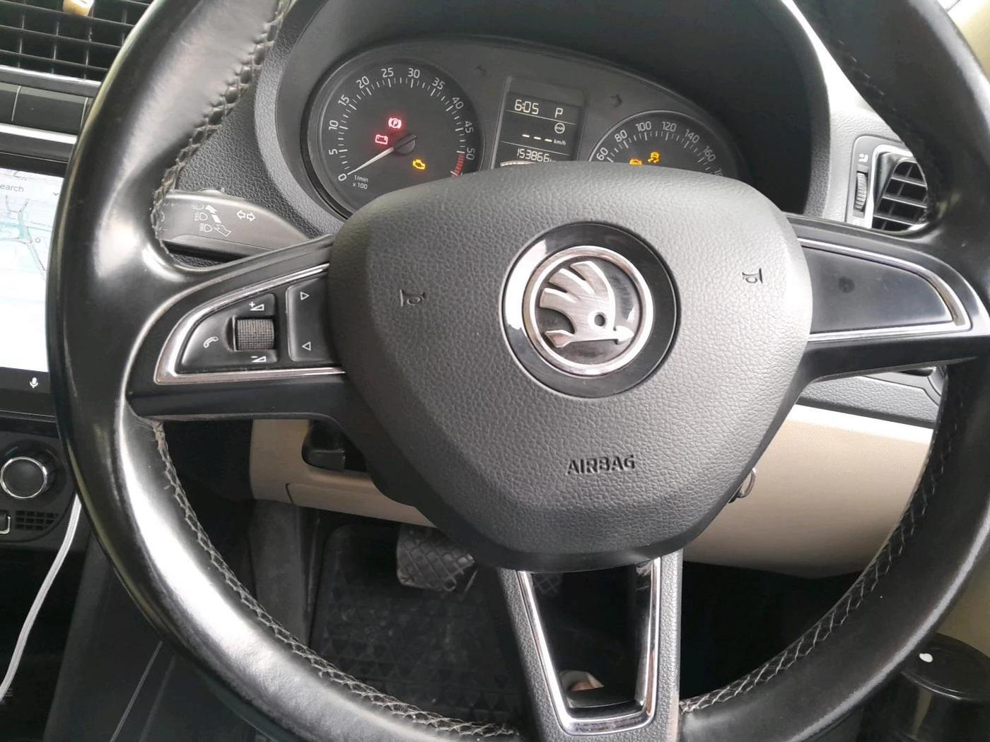 2016 Skoda Rapid 1.5 TDI CR ELEGANCE AT, Diesel, Automatic, 1,53,866 km, interior