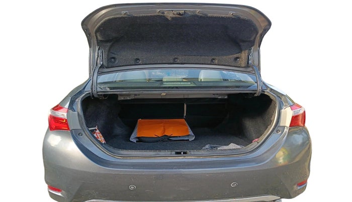 2014 Toyota Corolla Altis GL PETROL, Petrol, Manual, 85,026 km, exterior