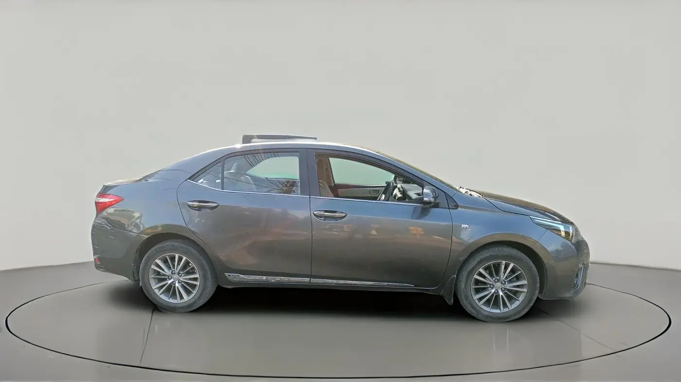 2014 Toyota Corolla Altis GL PETROL, Petrol, Manual, 85,026 km, exterior