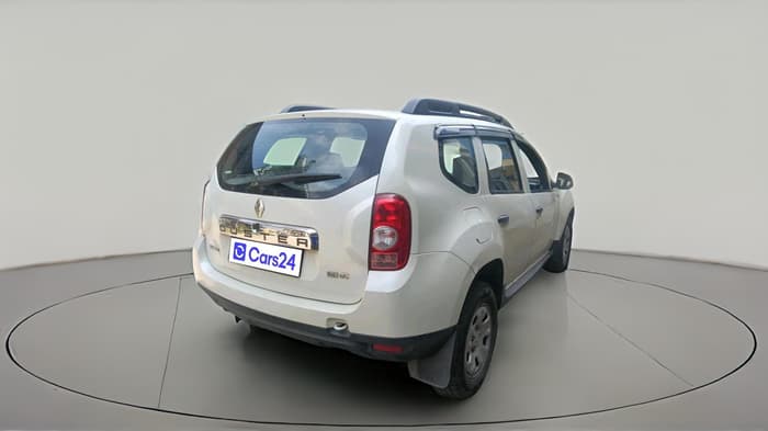 2015 Renault Duster 85 PS RXL DIESEL, Diesel, Manual, 2,38,814 km, exterior