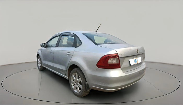 2013 Skoda Rapid AMBITION 1.6 TDI CR MT PLUS, Diesel, Manual, 77,357 km, exterior