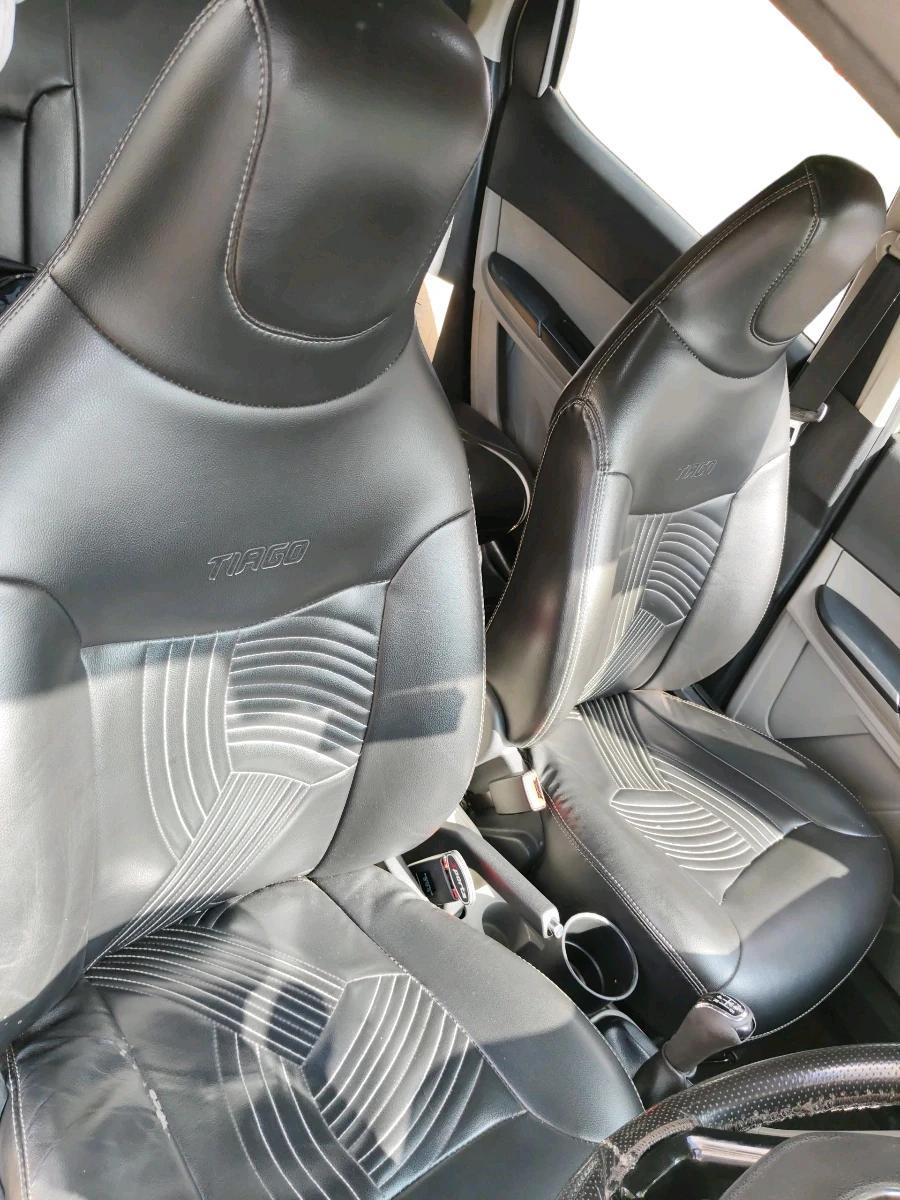 2018 Tata Tiago XT PETROL, Petrol, Manual, 76,220 km, interior