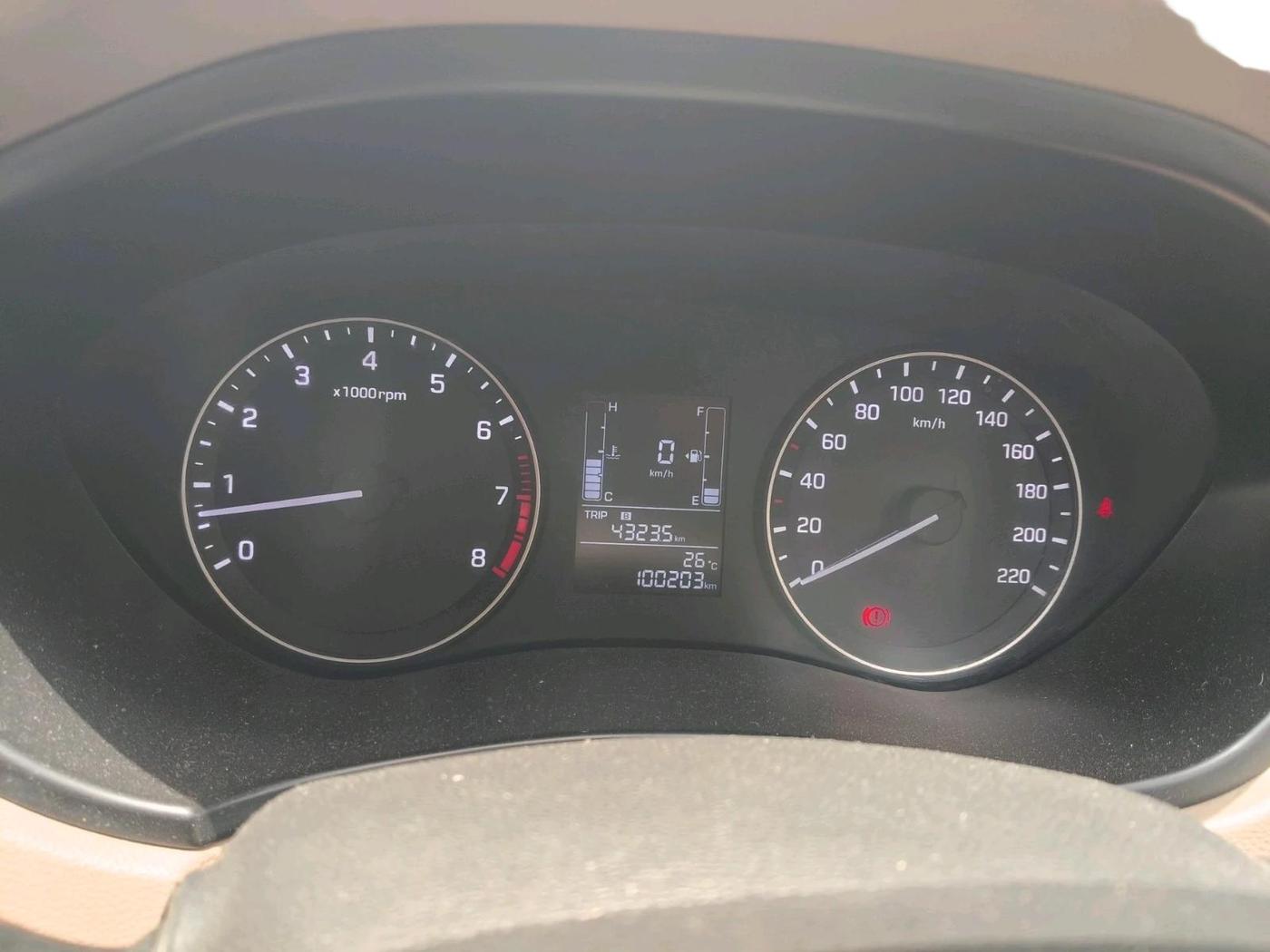 2016 Hyundai Elite i20 SPORTZ 1.2, Petrol, Manual, 1,00,203 km, interior