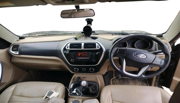 2015 Mahindra TUV300 T8, Diesel, Manual, 1,14,782 km, interior