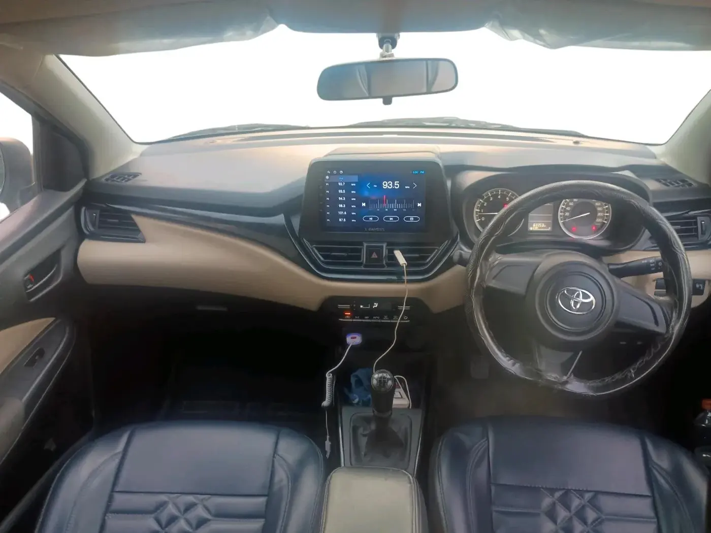 2023 Toyota Glanza E, Petrol, Manual, 63,353 km, interior