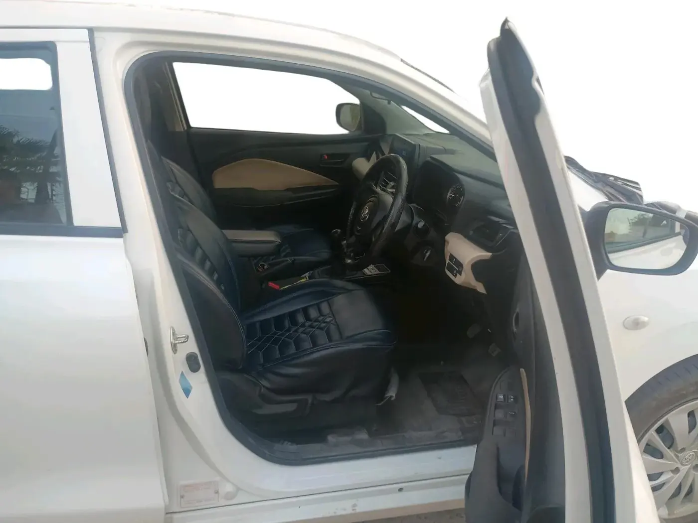 2023 Toyota Glanza E, Petrol, Manual, 63,353 km, interior