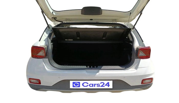 2019 Hyundai VENUE S 1.2, Petrol, Manual, 23,550 km, exterior