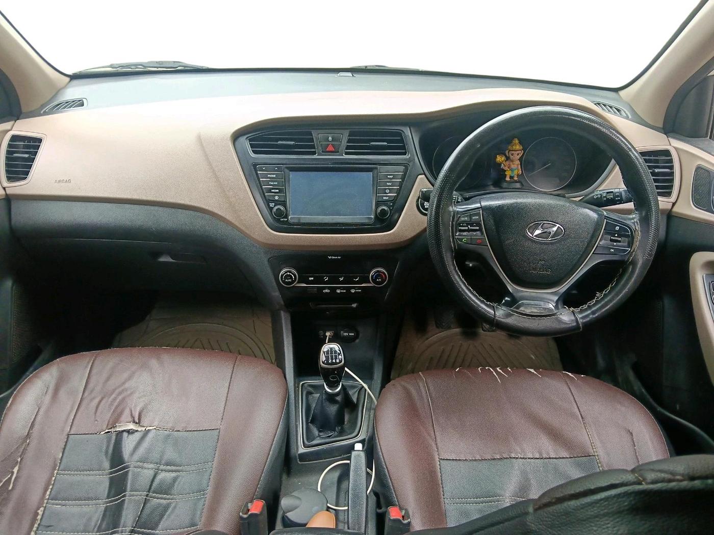 2017 Hyundai Elite i20 ASTA 1.4 CRDI (O), Diesel, Manual, 1,06,007 km, interior