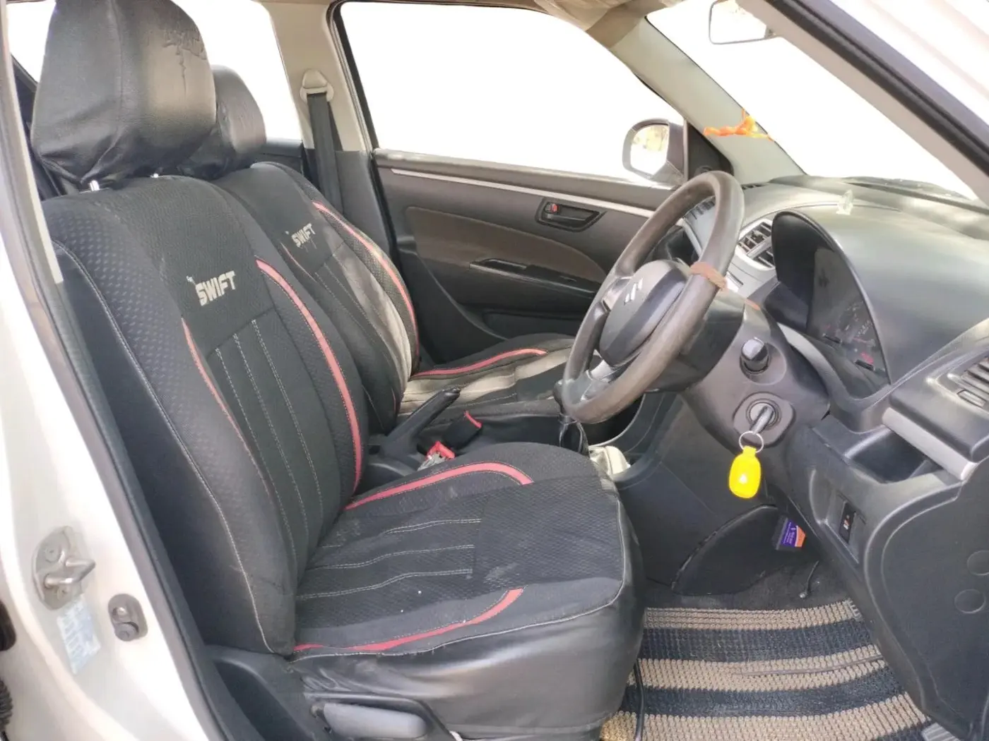 2016 Maruti Swift LDI, Diesel, Manual, 81,197 km, interior