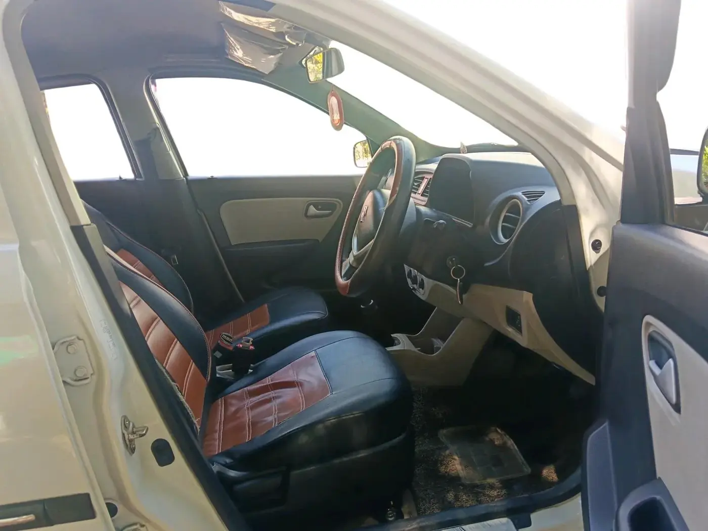 2020 Maruti Alto LXI, Petrol, Manual, 25,901 km, interior