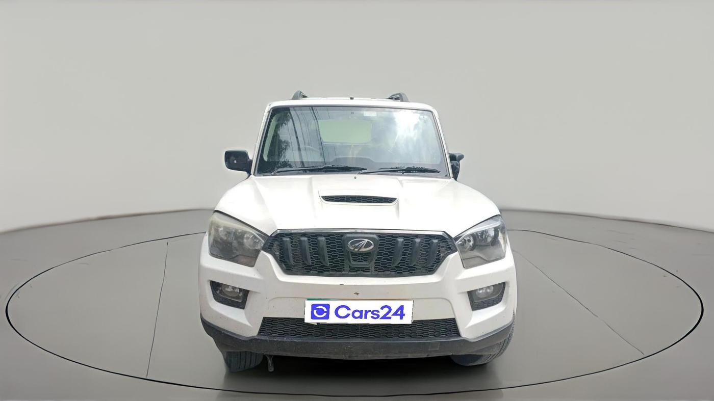 2015 Mahindra Scorpio S6 PLUS, Diesel, Manual, 1,96,215 km, exterior