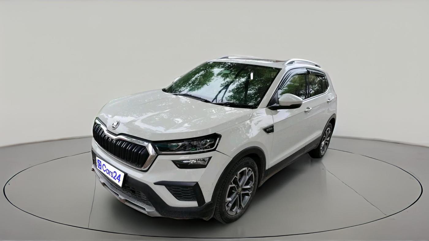 2022 Skoda KUSHAQ STYLE 1.5L TSI DSG (6 AIRBAGS), Petrol, Automatic, 1,28,102 km, exterior