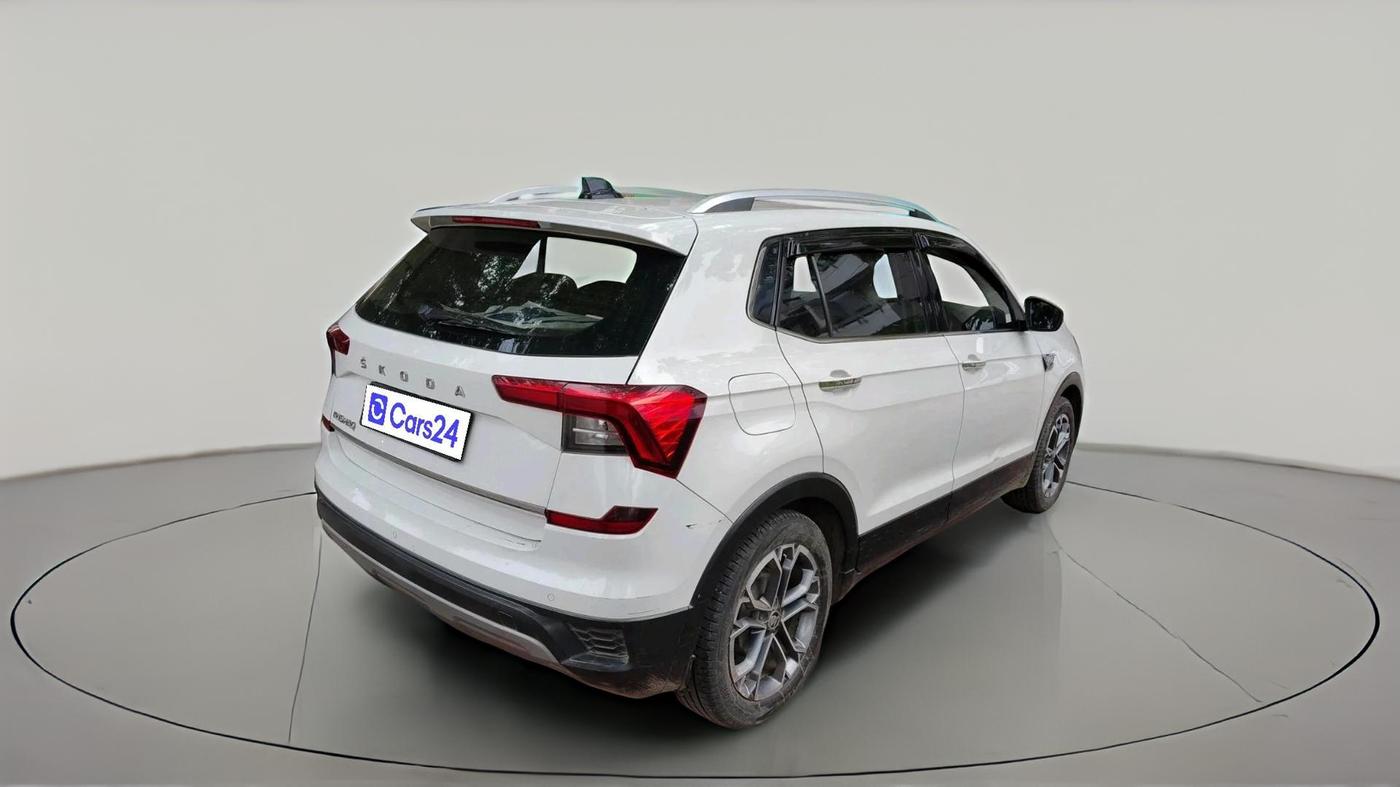2022 Skoda KUSHAQ STYLE 1.5L TSI DSG (6 AIRBAGS), Petrol, Automatic, 1,28,102 km, exterior