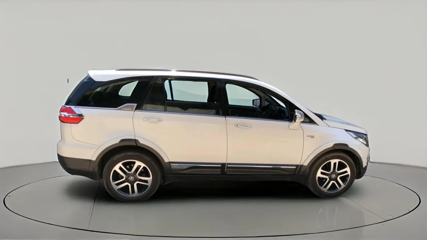 2018 Tata Hexa XTA 4X2 7 STR, Diesel, Automatic, 1,07,299 km, exterior