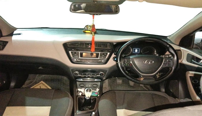 2014 Hyundai Elite i20 ASTA 1.2, CNG, Manual, 1,23,701 km, interior
