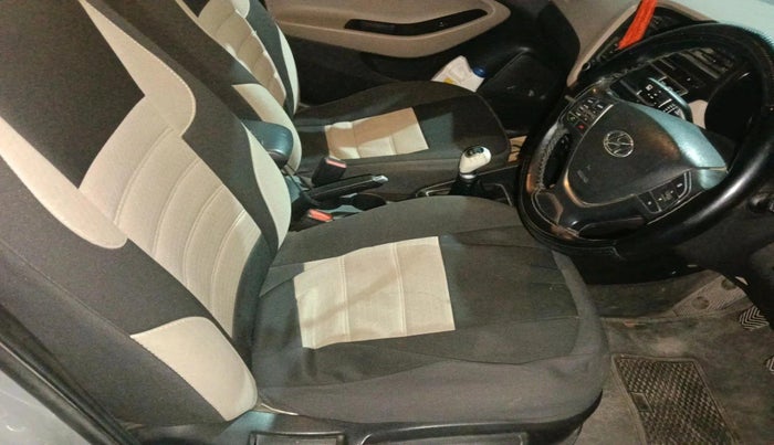 2014 Hyundai Elite i20 ASTA 1.2, CNG, Manual, 1,23,701 km, interior