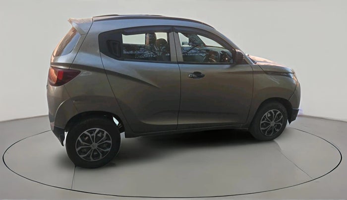 2017 Mahindra Kuv100 K2 D 6 STR, Diesel, Manual, 1,15,571 km, exterior