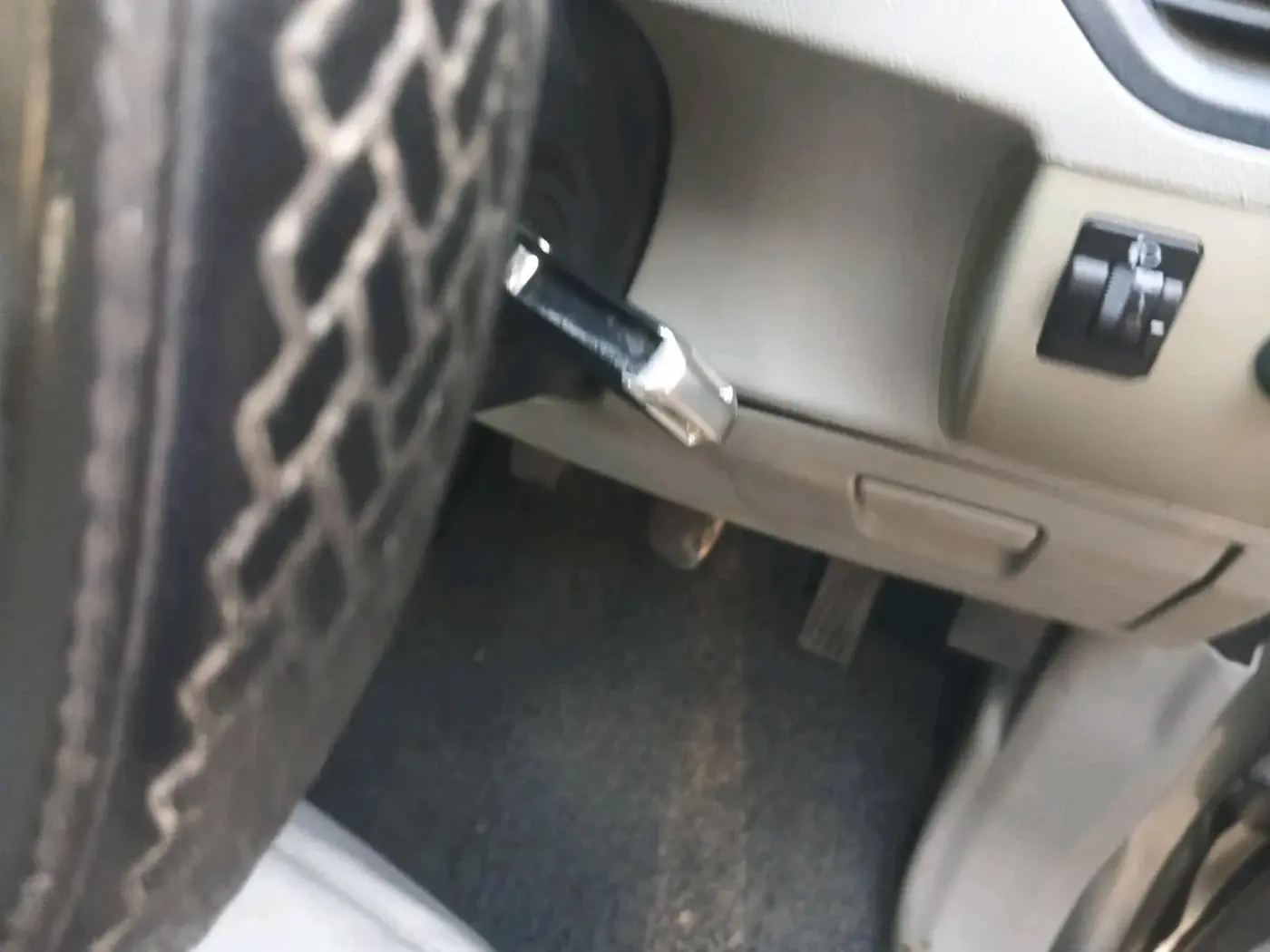 2017 Mahindra Kuv100 K2 D 6 STR, Diesel, Manual, 1,15,571 km, interior
