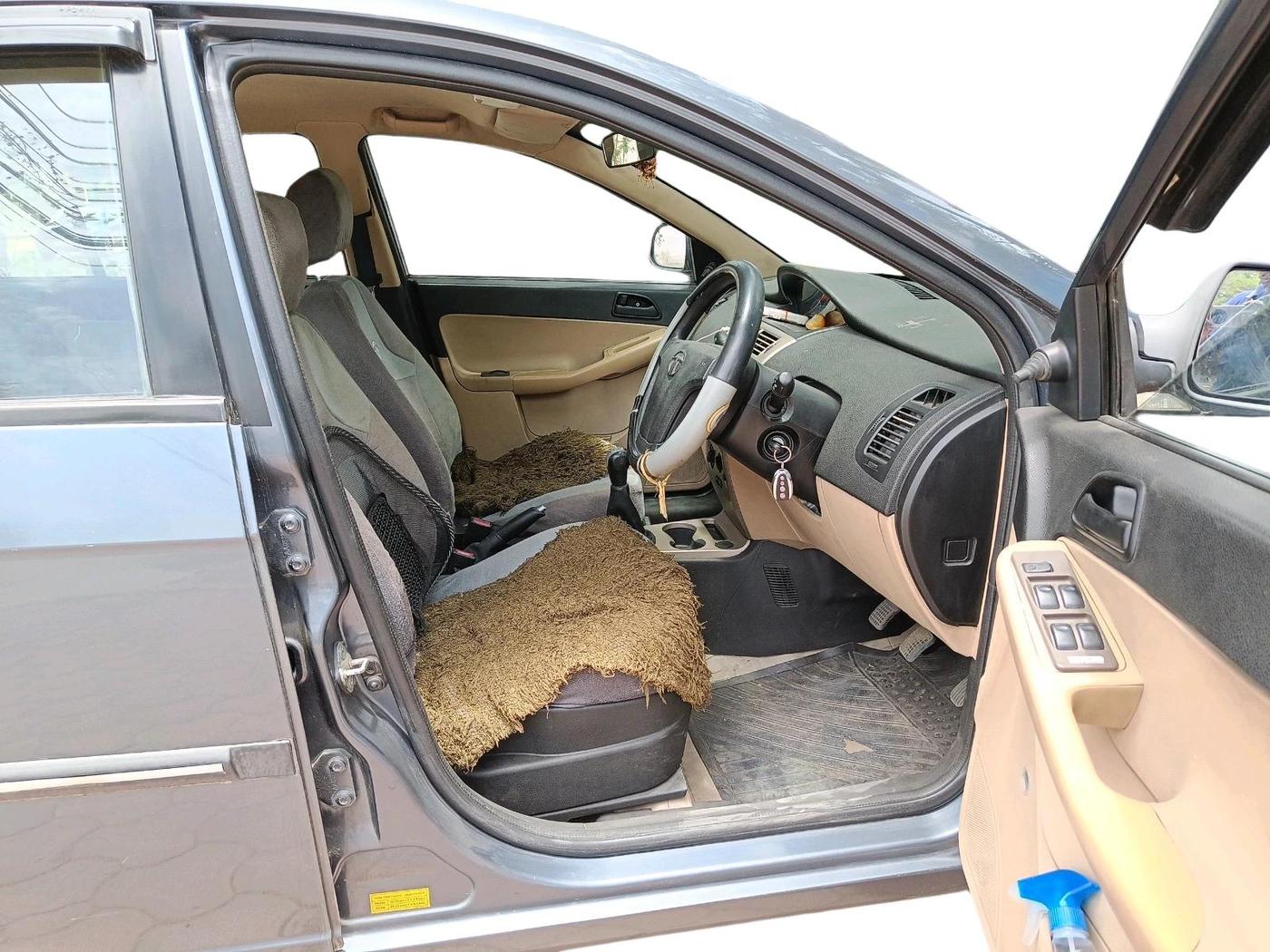 2012 Tata Indica Vista LS TDI, Diesel, Manual, 58,737 km, interior