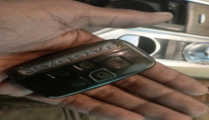 2014 Jaguar XF 2.2 DIESEL LUXURY, Diesel, Automatic, 56,279 km, interior