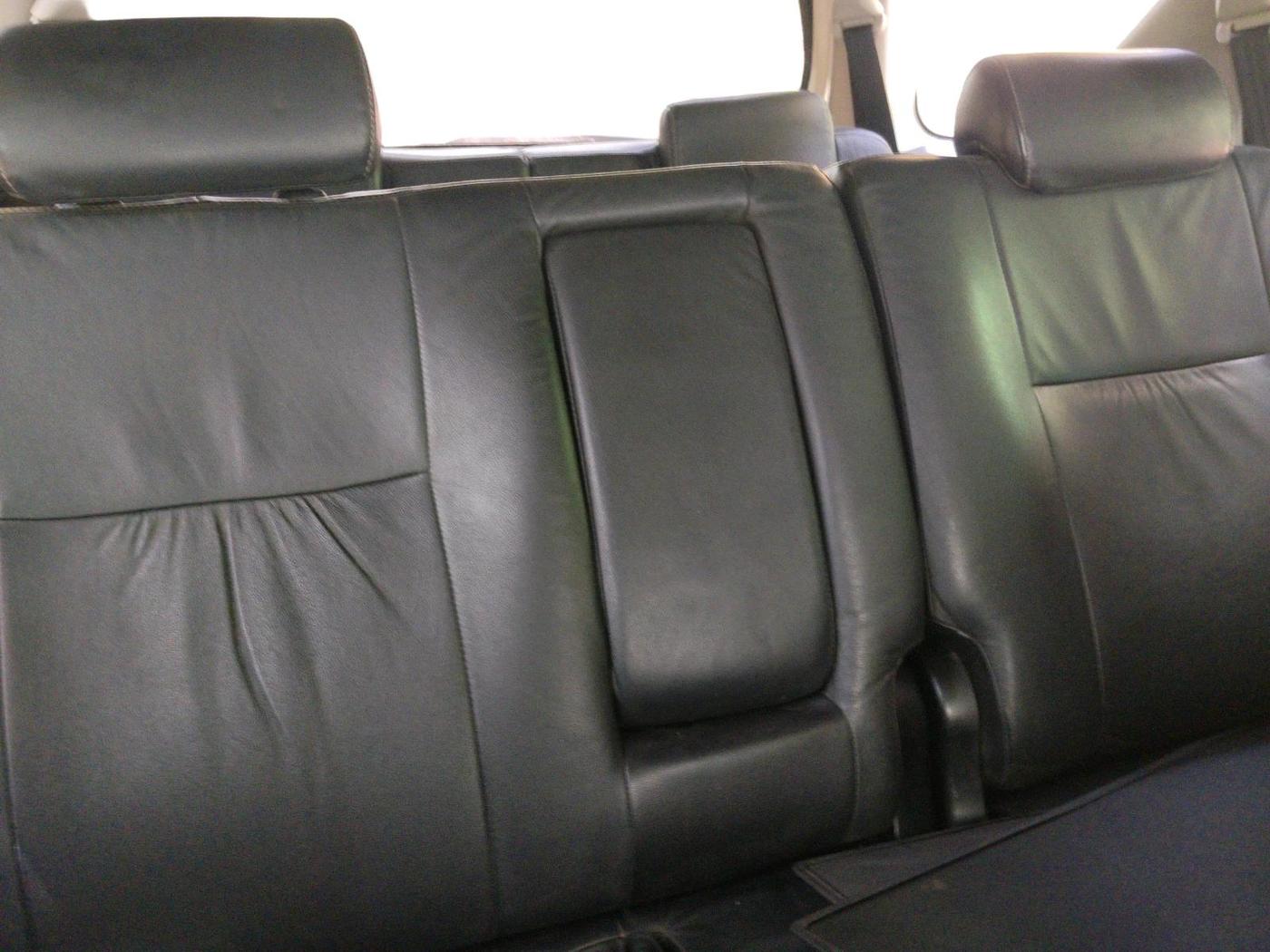 2015 Toyota Fortuner 3.0 4X4 MT, Diesel, Manual, 1,90,185 km, interior