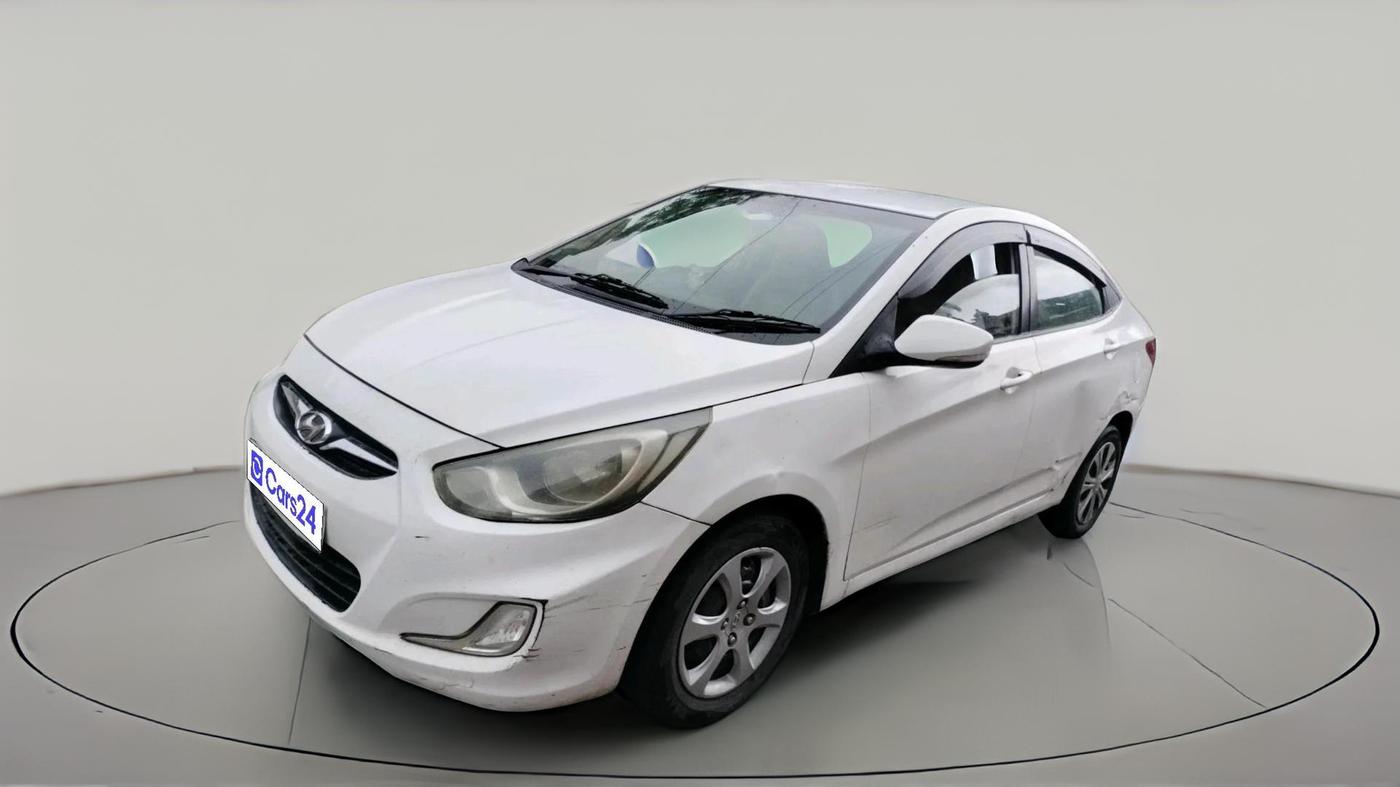 2013 Hyundai Verna FLUIDIC 1.6 VTVT, Petrol, Manual, 77,106 km, exterior