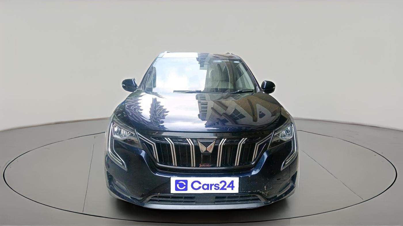 2022 Mahindra XUV700 AX 7 P AT 7 STR, Petrol, Automatic, 61,734 km, exterior