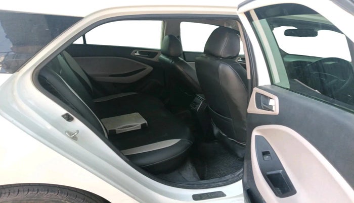 2019 Hyundai Elite i20 SPORTZ PLUS 1.2, Petrol, Manual, 19,001 km, interior