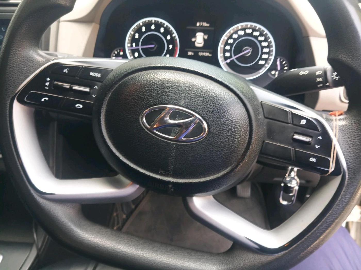 2021 Hyundai Creta EX 1.5 PETROL, Petrol, Manual, 1,31,939 km, interior