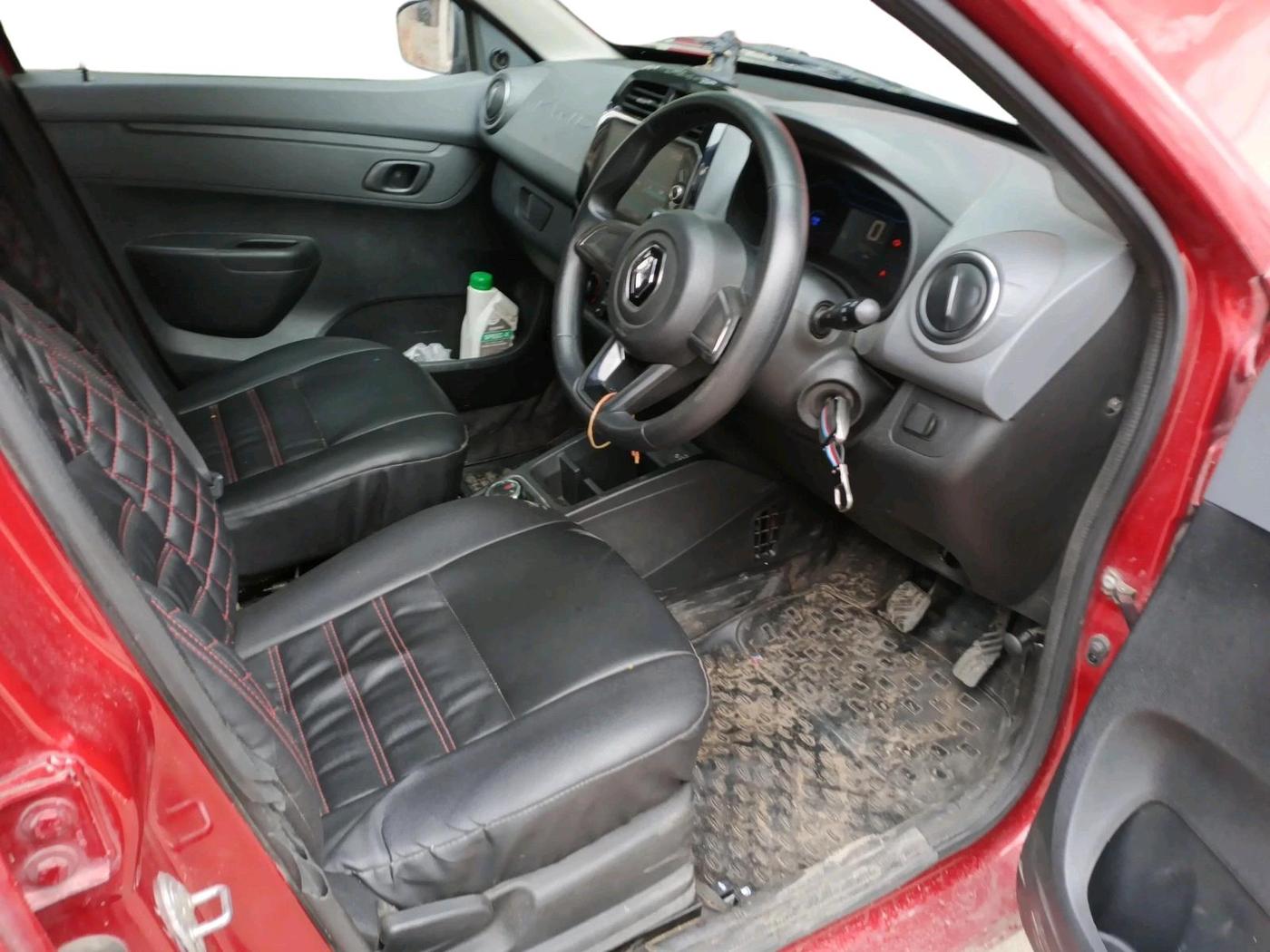2020 Renault Kwid RXT 1.0 AMT, Petrol, Automatic, 55,241 km, interior