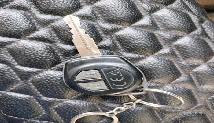 2023 Maruti BREZZA VXI SMART HYBRID, Petrol, Manual, 17,037 km, interior