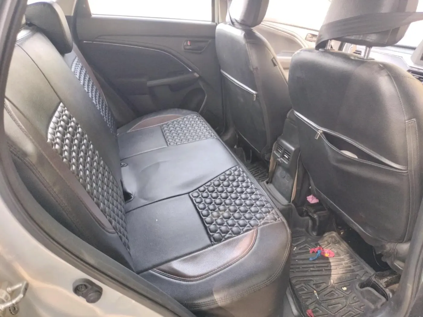2023 Maruti BREZZA VXI SMART HYBRID, Petrol, Manual, 17,037 km, interior
