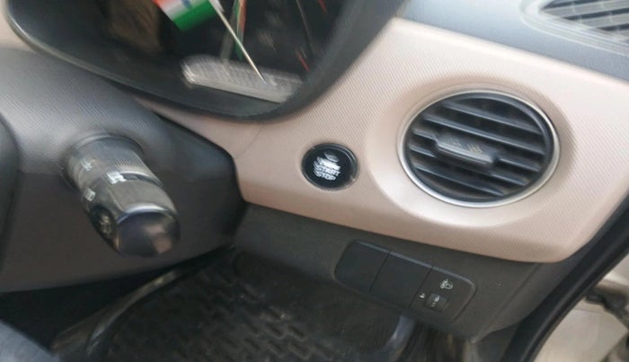 2014 Hyundai Xcent SX 1.1 CRDI, Diesel, Manual, 98,733 km, interior