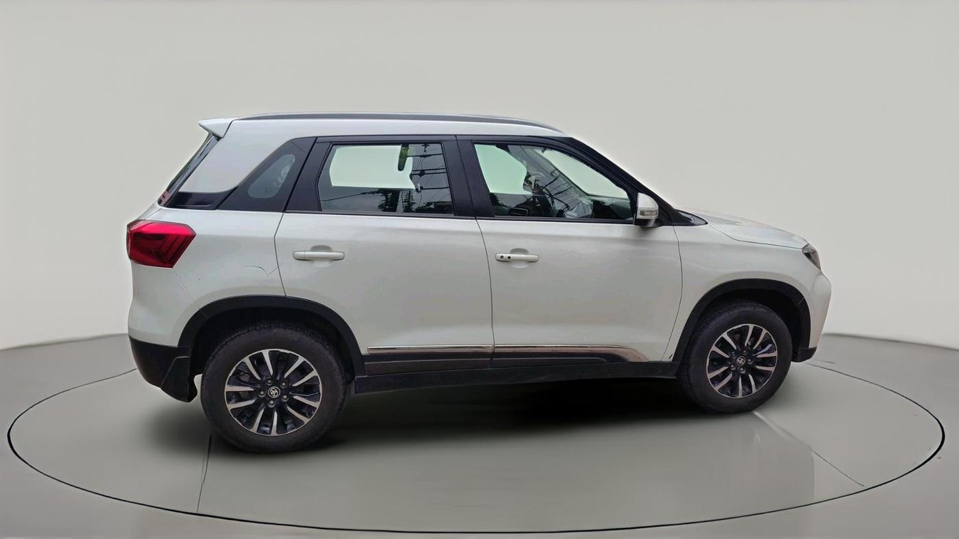 2022 Toyota URBAN CRUISER PREMIUM GRADE AT, Petrol, Automatic, 1,02,964 km, exterior