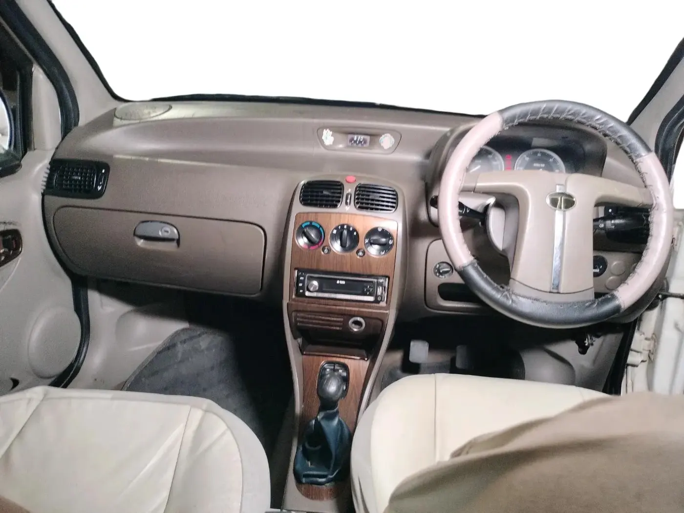 2011 Tata Indigo ECS LX CR4, Diesel, Manual, 1,12,014 km, interior