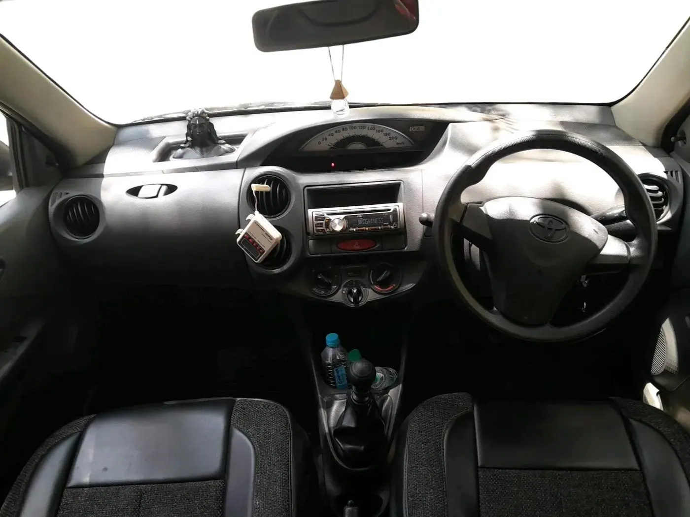 2012 Toyota Etios Liva GD, Diesel, Manual, 58,082 km, interior