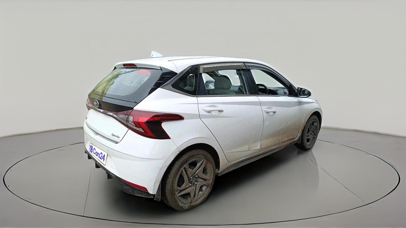 2021 Hyundai NEW I20 SPORTZ 1.2 MT, Petrol, Manual, 28,905 km, exterior