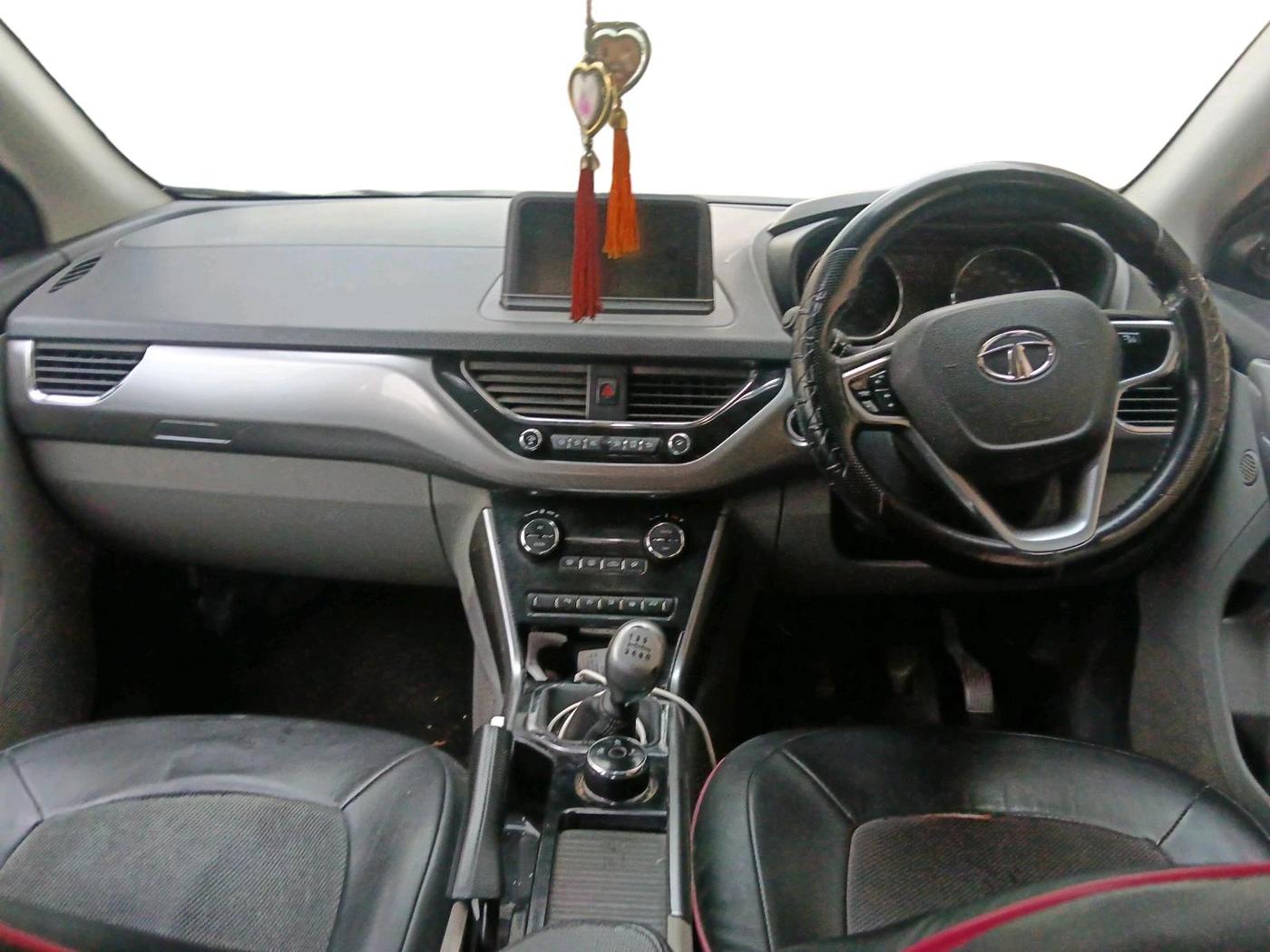 2018 Tata NEXON XZ PLUS PETROL, Petrol, Manual, 1,49,892 km, interior