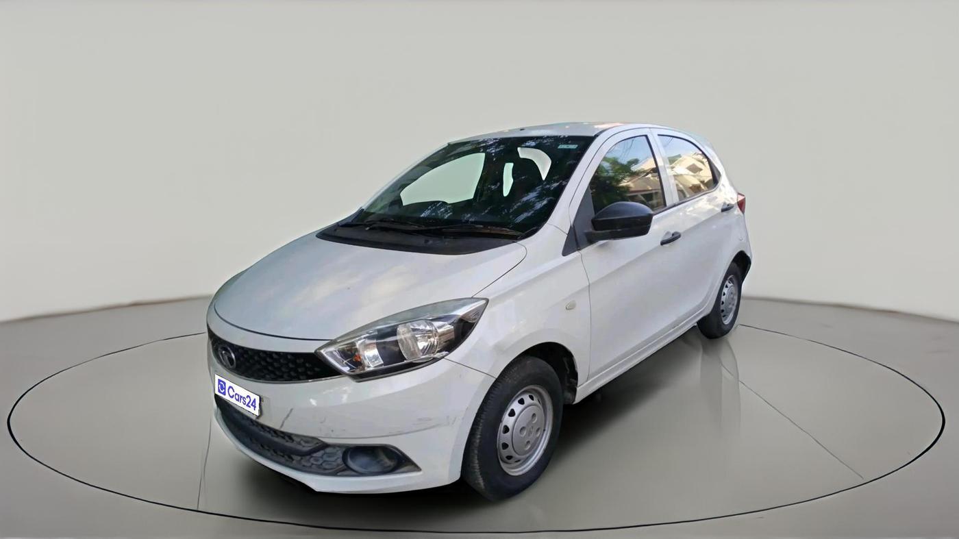 2017 Tata Tiago XM PETROL, Petrol, Manual, 28,359 km, exterior