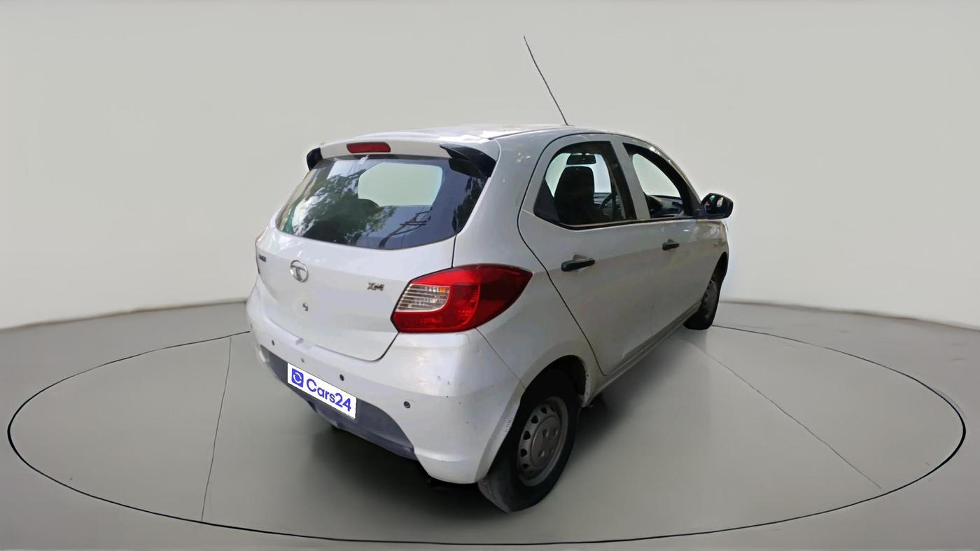 2017 Tata Tiago XM PETROL, Petrol, Manual, 28,359 km, exterior