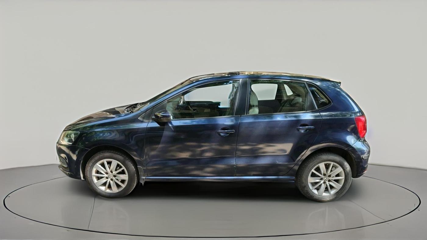 2015 Volkswagen Polo HIGHLINE1.2L, Petrol, Manual, 50,239 km, exterior