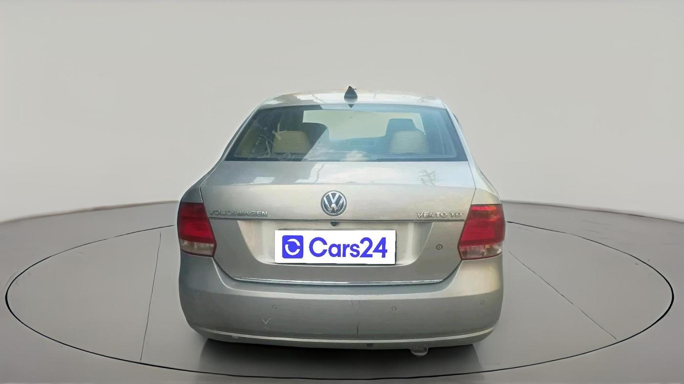 2013 Volkswagen Vento HIGHLINE DIESEL 1.6, Diesel, Manual, 1,09,522 km, exterior